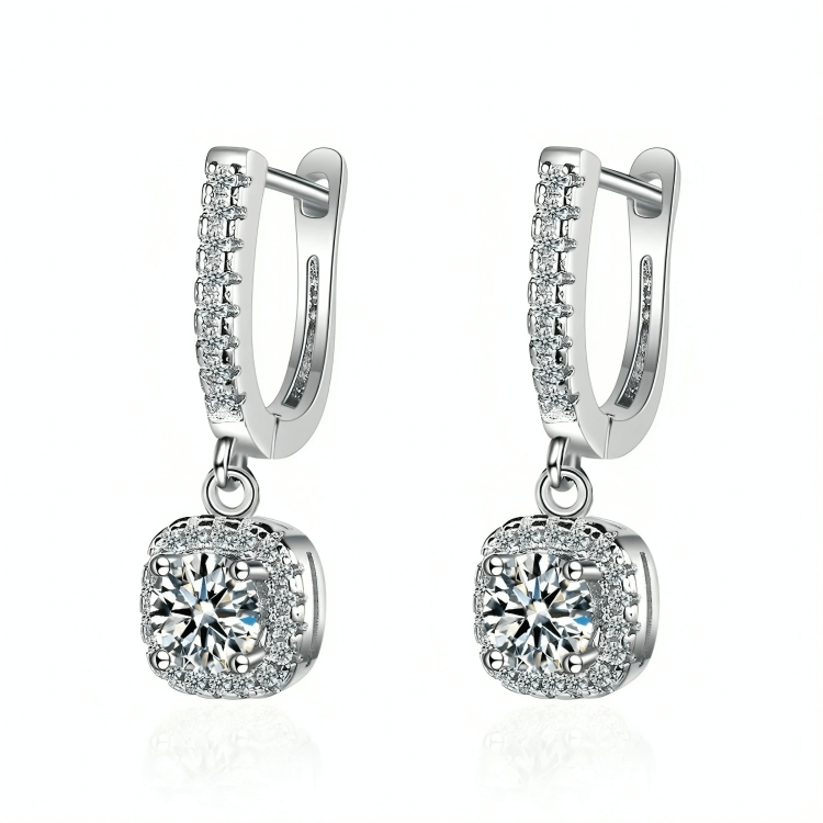 Radiant Elegance: Moissanite Huggie Hoop Earrings - Diva Dash