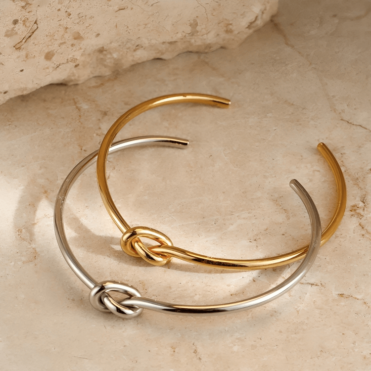 Timeless Twist: Stainless Steel Vintage Bracelet Collection - Diva Dash